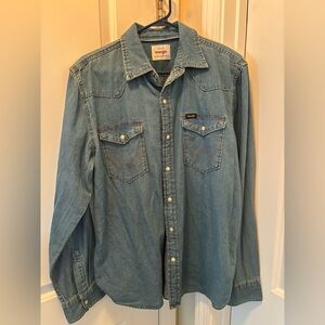 Wrangler Light Blue Denim Pearl Button Down Shirt